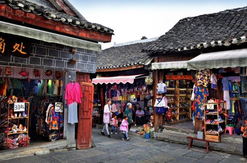 逃离地下古寺庙